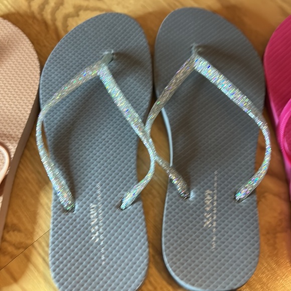 COPY - Old Navy flip flops 7 pairs size 7 GUC some new - Picture 3 of 8